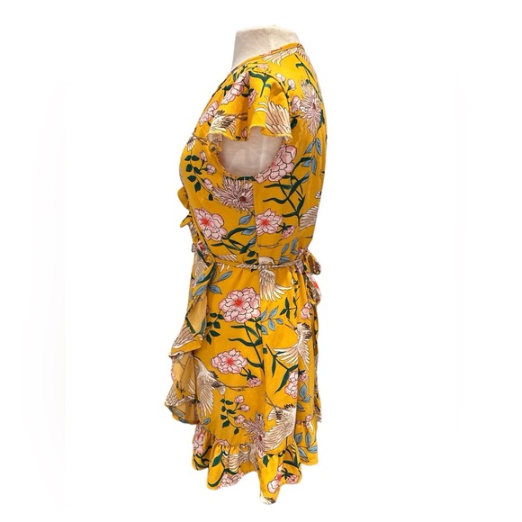 Free Generation wrap dress. - Picture 2 of 8